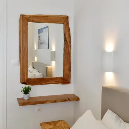 Aparthotel Giourgas & 4*