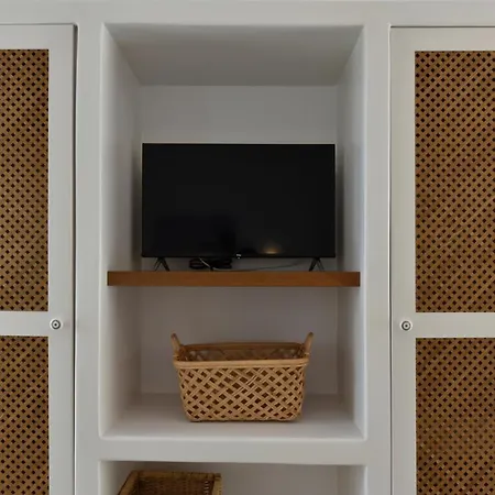 Giourgas & Aparthotel 4*