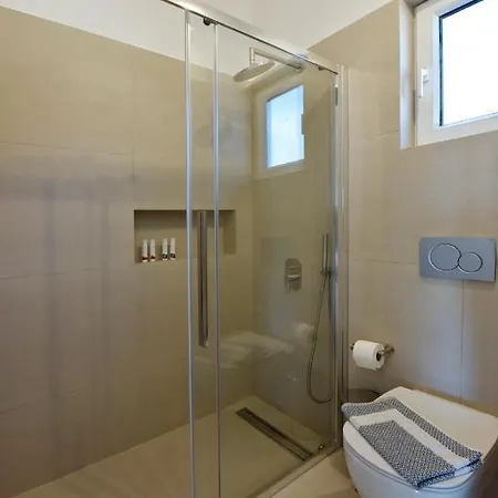 Aparthotel Giourgas & Provatas