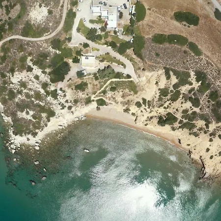 Giourgas & 4* Provatas