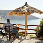 Giourgas & Aparthotel 4*
