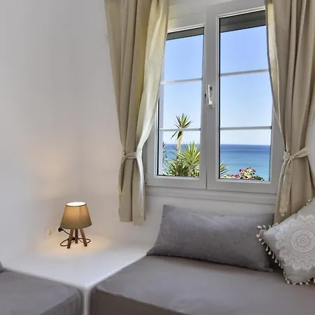 Giourgas & 4* Provatas