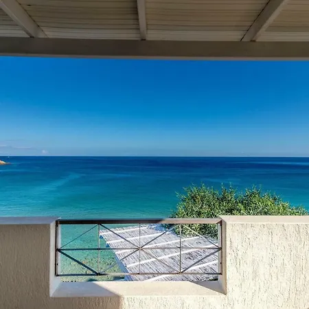 מלון דירות Giourgas &