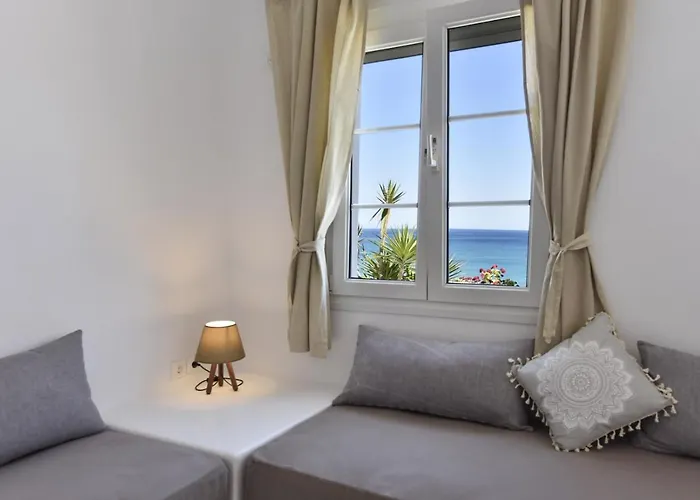 Giourgas & 4* Provatas