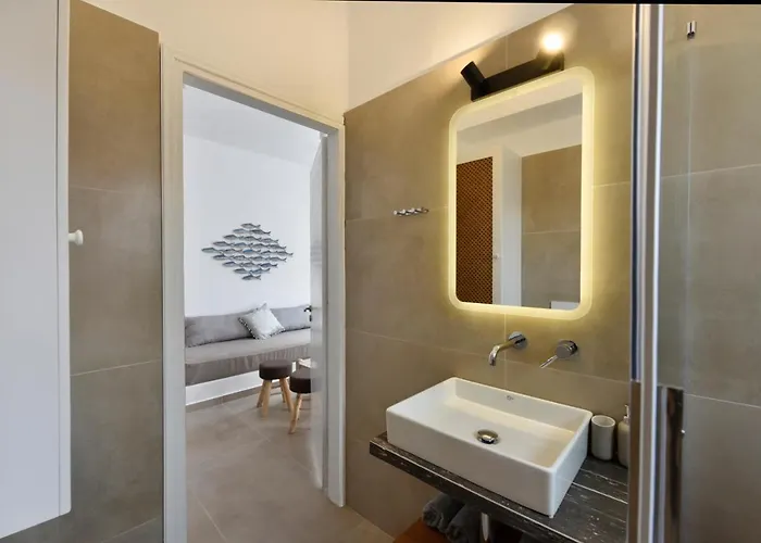 Giourgas & Aparthotel Provatas