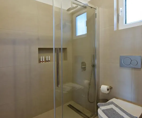 Aparthotel Giourgas & Provatas