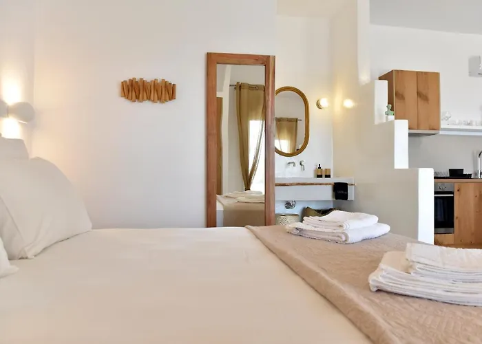 Giourgas & Aparthotel Provatas