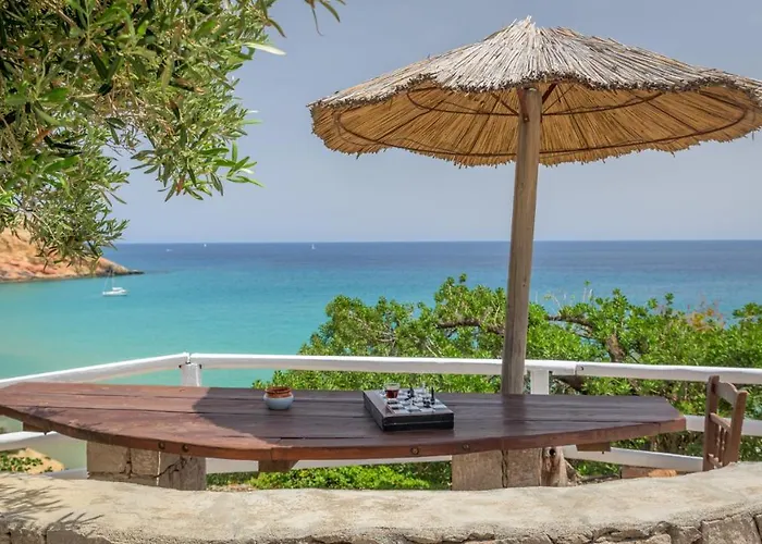 Aparthotel Giourgas & Provatas