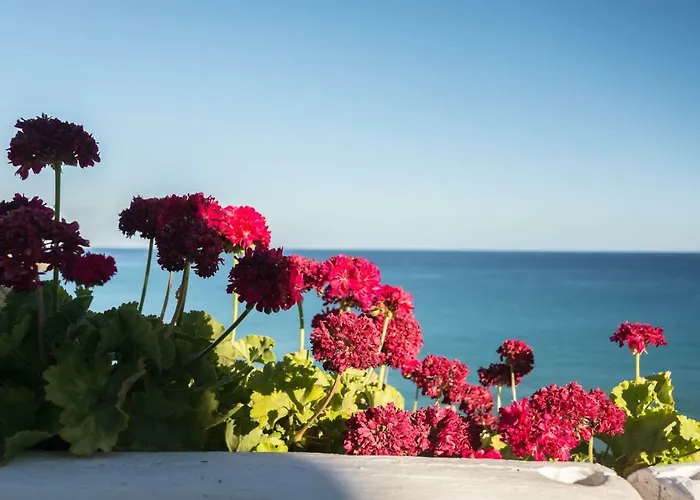 Giourgas & Aparthotel