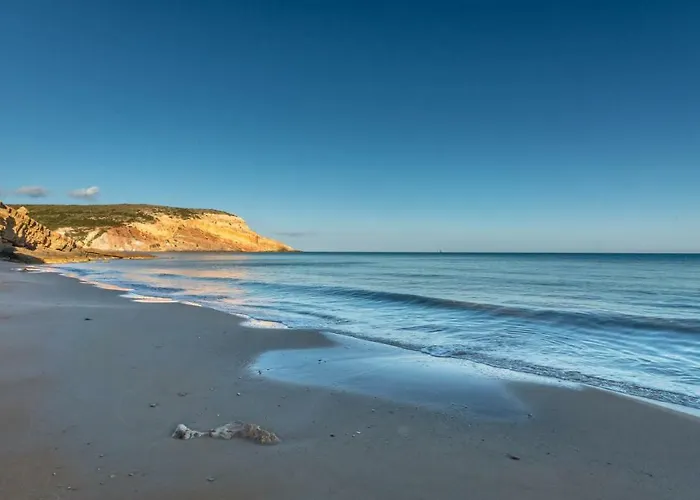 Giourgas & Aparthotel