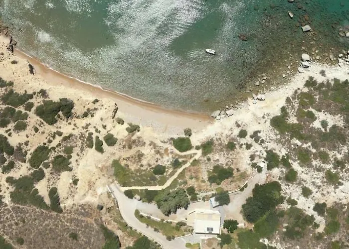 Giourgas & Ξενοδοχείο με διαμερίσματα Προβατάς